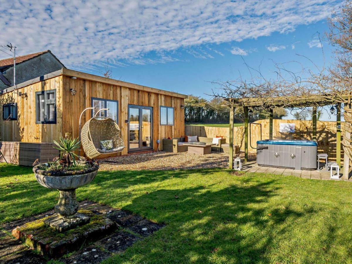 Log Cabin Near Bath Chippenham  Exteriér fotografie